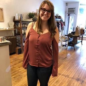 Meet your Posher, Jaclyn